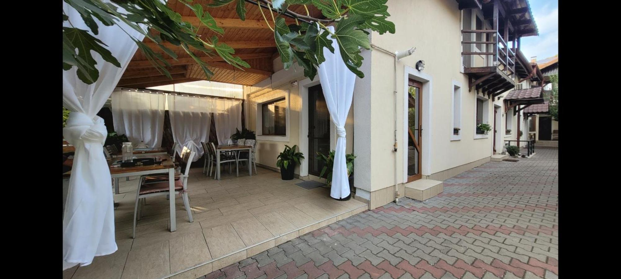 Hotel La Cassa Timişoara Exterior foto